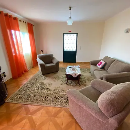 בית נופש Maria's House - Sao Jorge